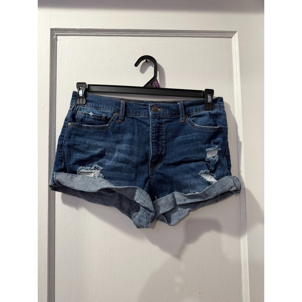 Scoop Distressed Jean Shorts in 10